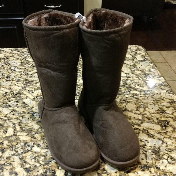 Fur Boots - Picture 5 of 6